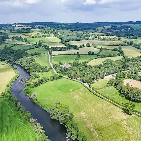 The Coach House 5 Star *