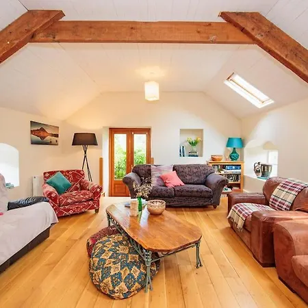 The Coach House 5 Star