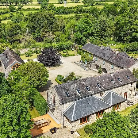 度假居 The Coach House 5 Star *