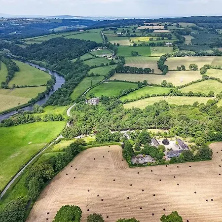 The Coach House 5 Star Holiday home *