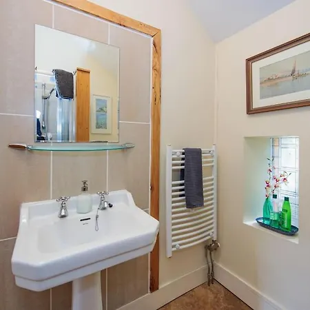 The Coach House 5 Star *