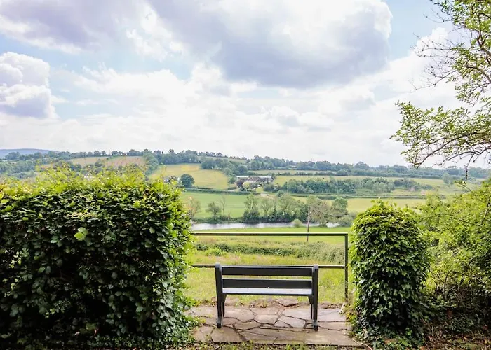 The Coach House 5 Star Feriehus *