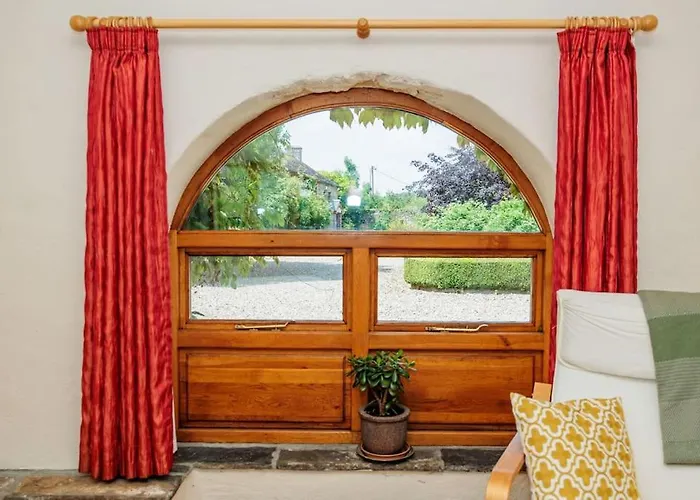 The Coach House 5 Star *